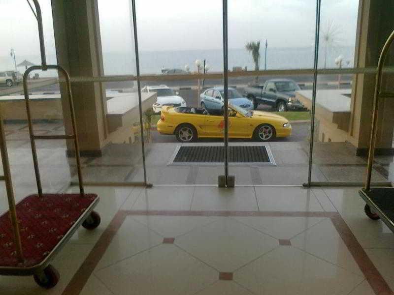 Al Borg Al Watheer Hotel Джазан Екстериор снимка