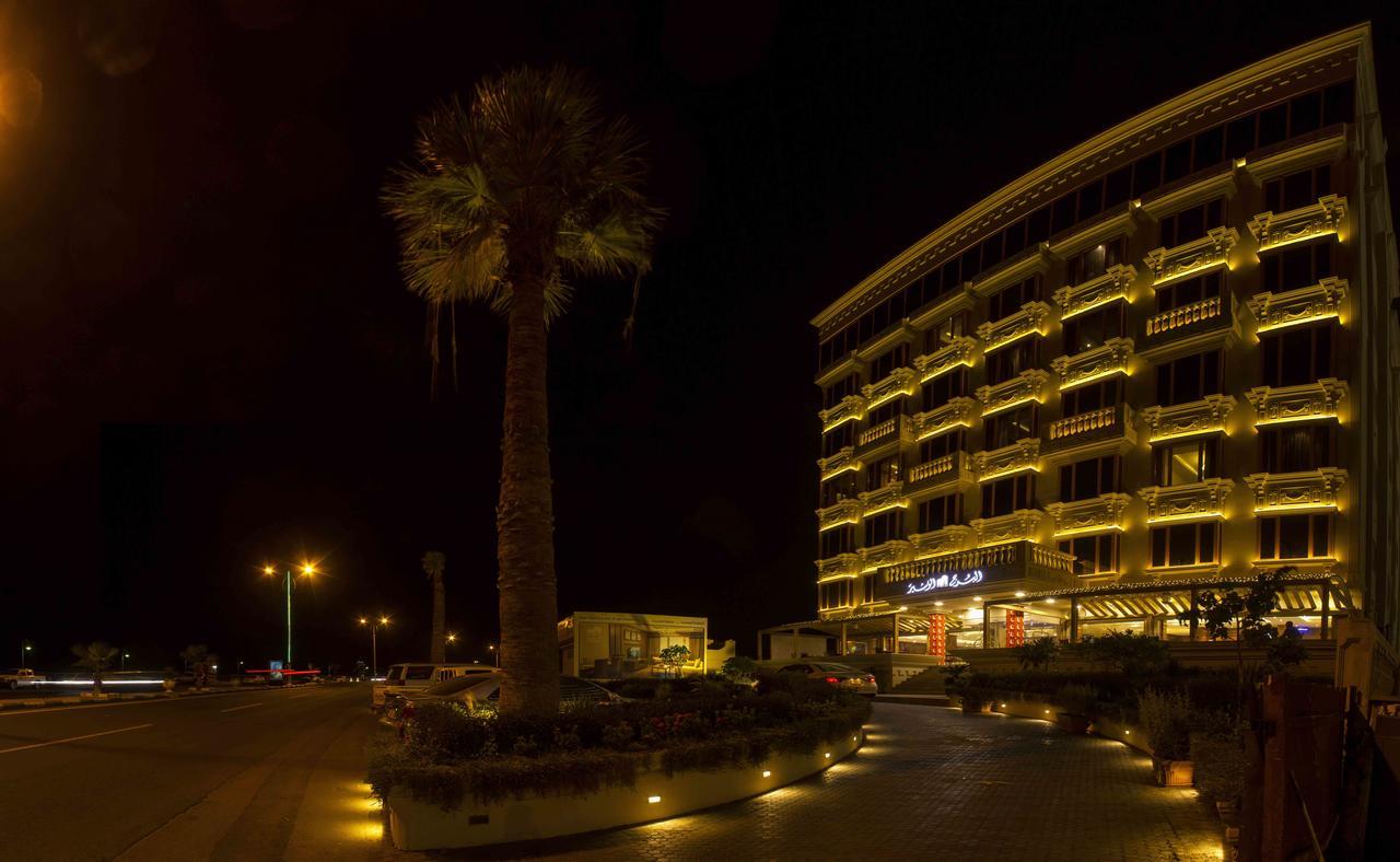 Al Borg Al Watheer Hotel Джазан Екстериор снимка