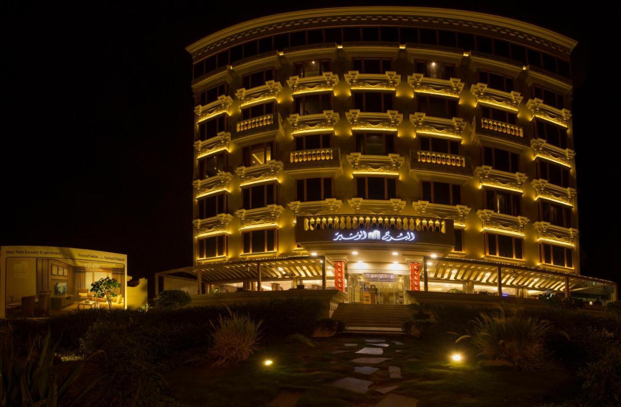 Al Borg Al Watheer Hotel Джазан Екстериор снимка