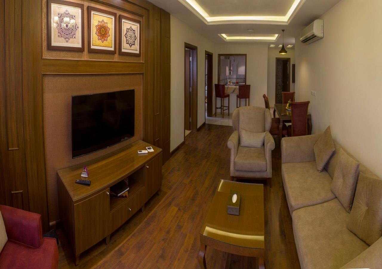 Al Borg Al Watheer Hotel Джазан Екстериор снимка